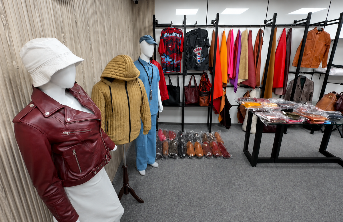 How to Choose a Custom Apparel Manufacturer: Complete Guide for Clothing Brands