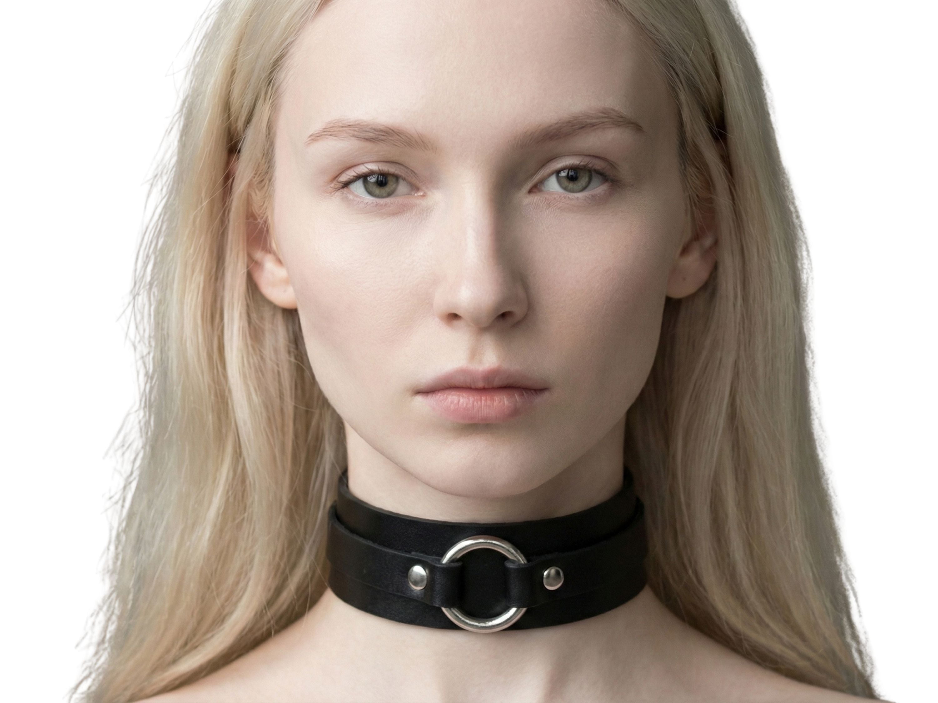 Women’s Black Leather O-Ring Choker Wholesale | Custom Wide Gothic Collar Manufacturer